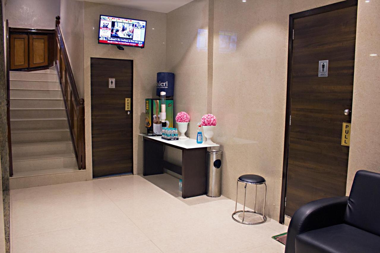 Vishal Hall Hotell Mumbai Eksteriør bilde