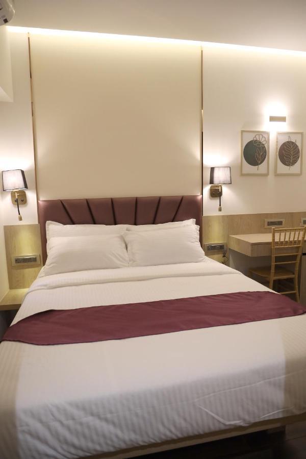 Vishal Hall Hotell Mumbai Eksteriør bilde