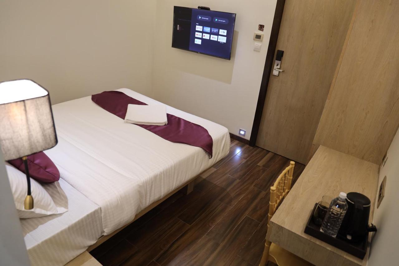Vishal Hall Hotell Mumbai Eksteriør bilde