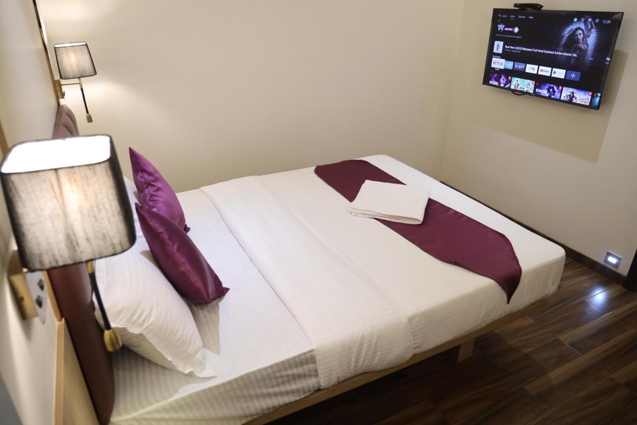 Vishal Hall Hotell Mumbai Eksteriør bilde