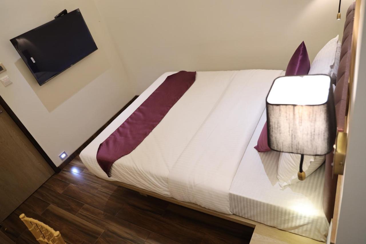 Vishal Hall Hotell Mumbai Eksteriør bilde